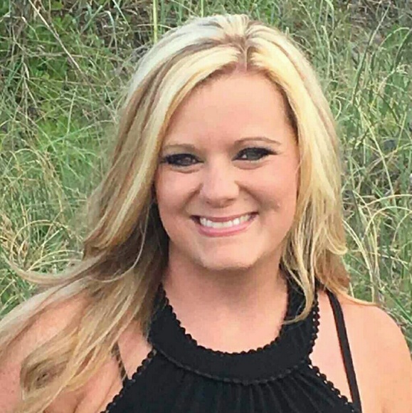 Meet your Posher, Leanne