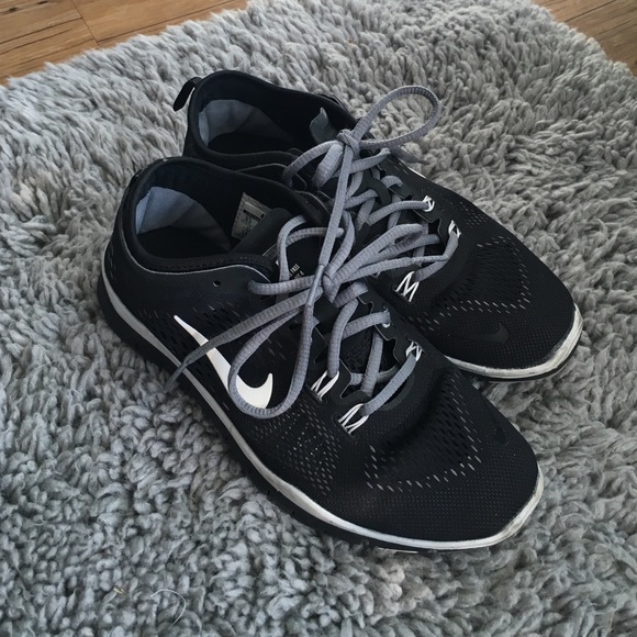 Nike Free TR Fit 4 trainers athletic shoes