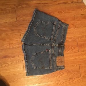 Levi high waisted shorts