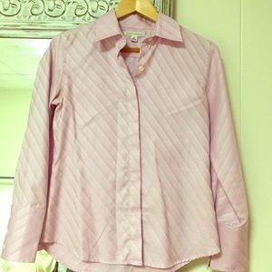 Banana republic fuscia button down shirt!! Size S