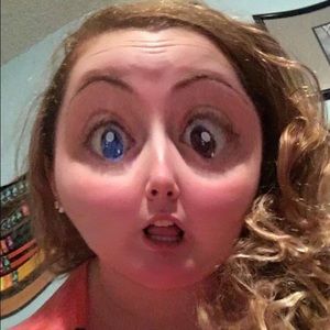 Meet your Posher, Amber