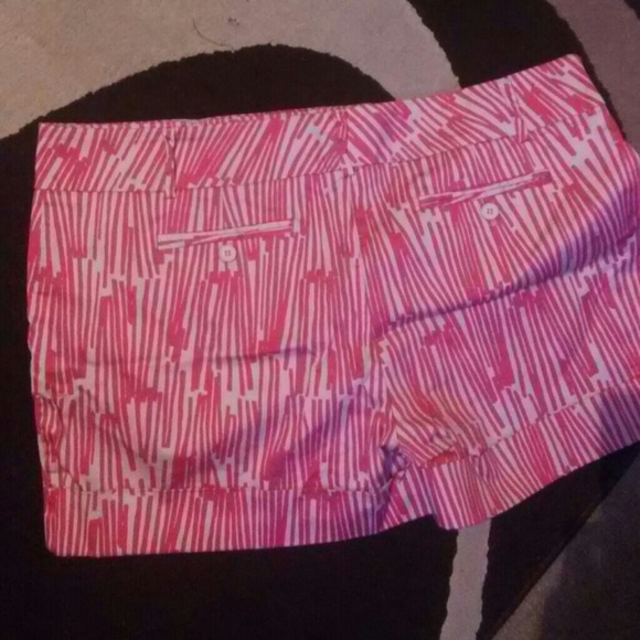 Shorts - Picture 3 of 3