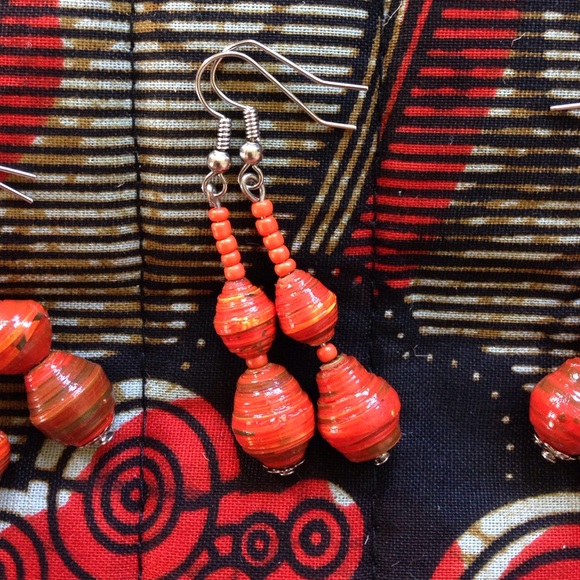Handmade paper bead earrings - Picture 1 of 3