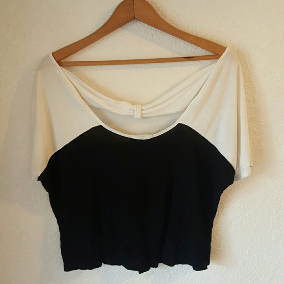 It Closet top - Picture 2 of 3