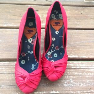 Rocket Dog red heels!