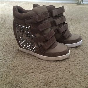 Aldo Sneaker wedges