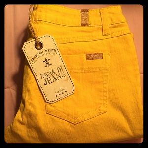 Denim (yellow jeans) PC