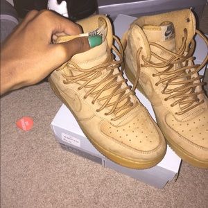 Air Force one Wheat