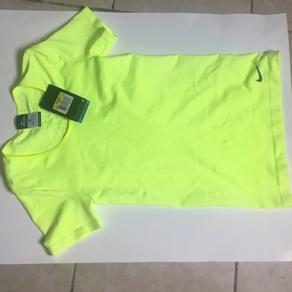 Nike pro dri-fit hypercool ventilated shirt
