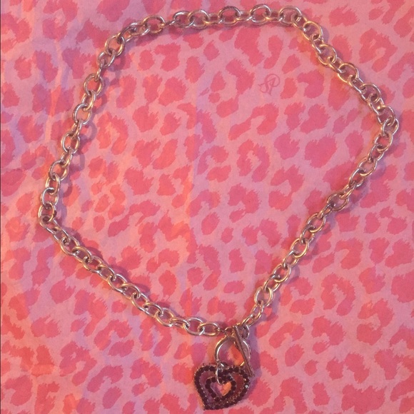 Choker heart necklace