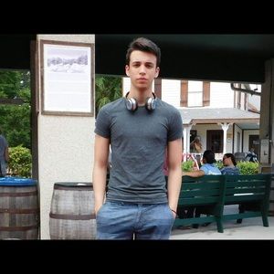 Meet your Posher, Leonardo