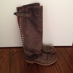 Steve Madden brown boots
