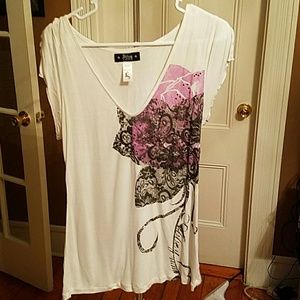 Abbey Dawn v-neck tee