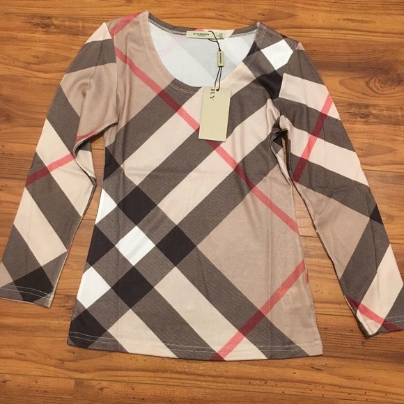 LAST ONE! Long sleeved tan plaid sweater - Picture 3 of 3