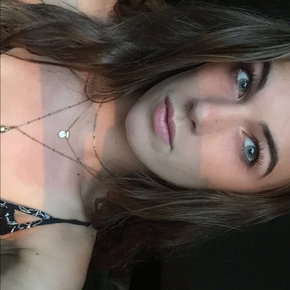 Meet your Posher, Bailey