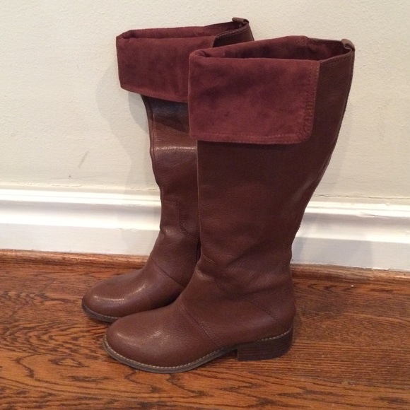 Nine West size 7 new boots great for fall 🍂🍁