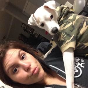 Meet your Posher, Cristina