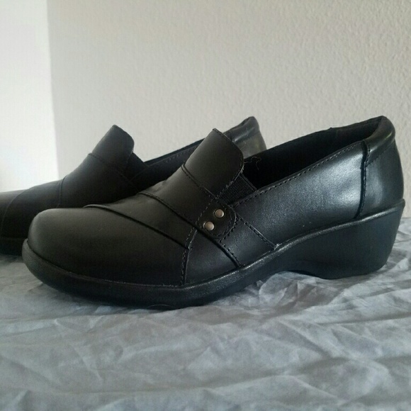 Clarks Black Leather Shoes