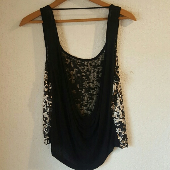 Wet Seal low back tank - Picture 2 of 4