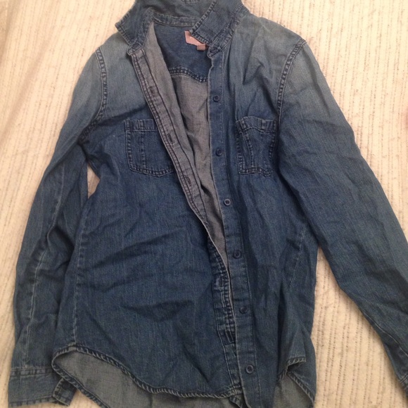 Banana Republic Soft Wash Shirt (denim)