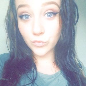 Meet your Posher, Savannah