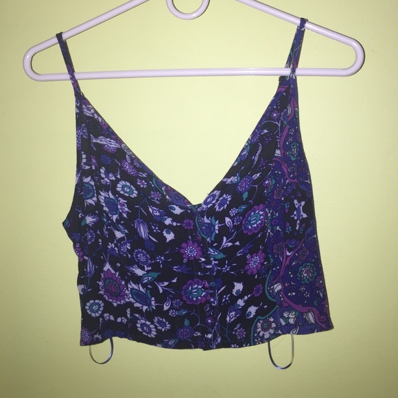 Kendall & Kylie floral crop top
