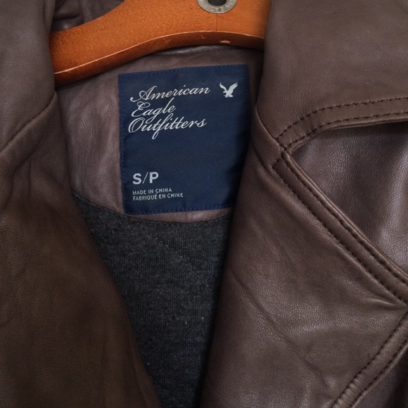 Beautiful 100% Leather Bomber Jacket - Picture 3 of 4