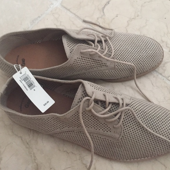 Adorable gap loafers!