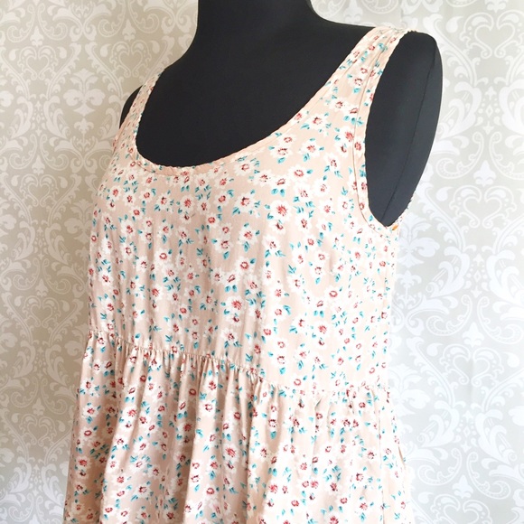 Pink Floral Crisscross Top - Picture 3 of 4