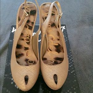 Sam Edelman Novato Slingback Pump. Egyptian Gold.