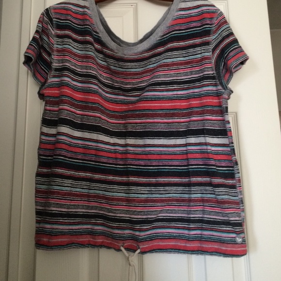 Cinch Bottom Roxy Top - Picture 2 of 4