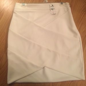 New Express cream skirt