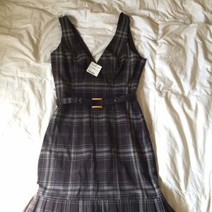 Bebe ruffle dress NWT