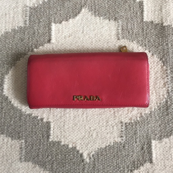 AUTHENTIC PRADA Wallet