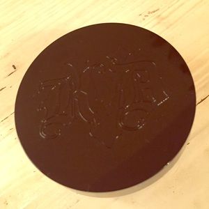 Kay Von D Setting powder