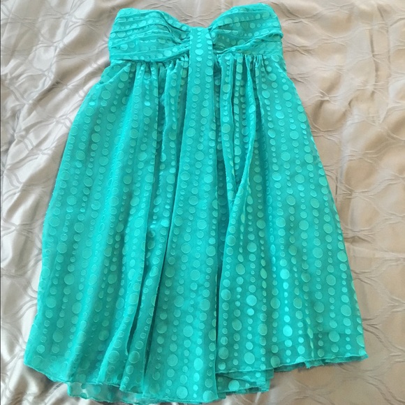 Short teal party dress. Worn once to a wedding!