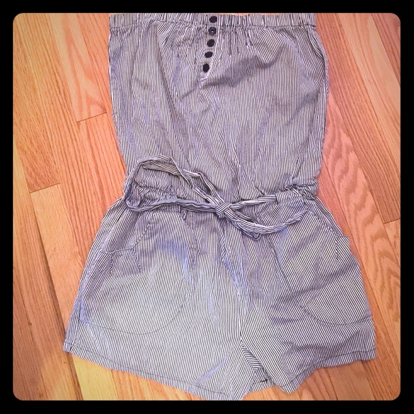 Mossimo strapless romper - Picture 1 of 3