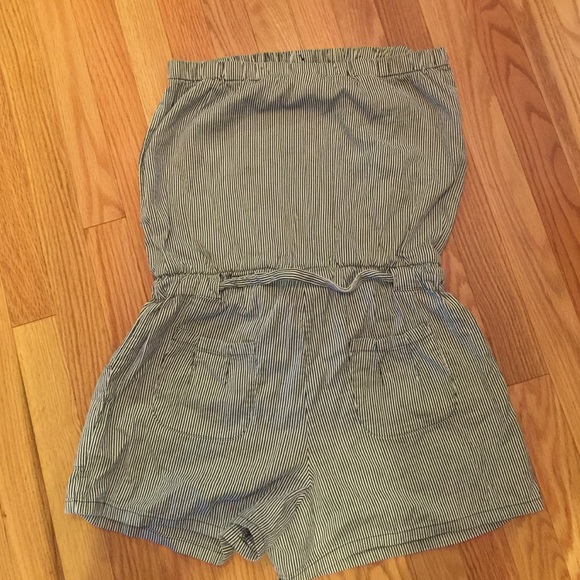 Mossimo strapless romper - Picture 3 of 3