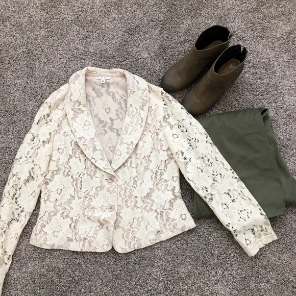 CAbi lace blazer
