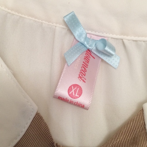 Beautiful Cream and Tan Top - Picture 3 of 3