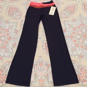 Lululemon Astro Pant Dark Navy size 6 Regular NWT