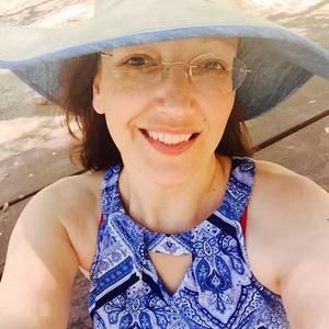 Meet your Posher, Tina