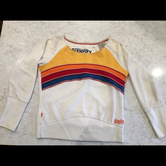SOLD 😎 Superdry sweater