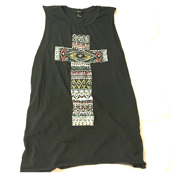 Long cross muscle tee.