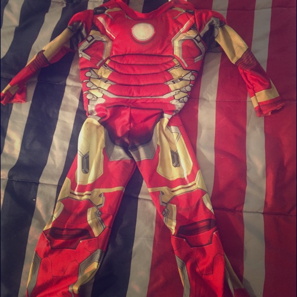 Muscular iron man costume