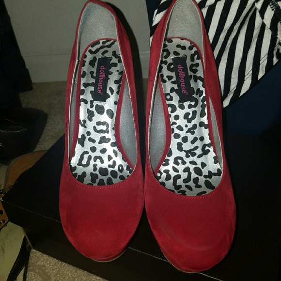 Red wedges - Picture 2 of 3