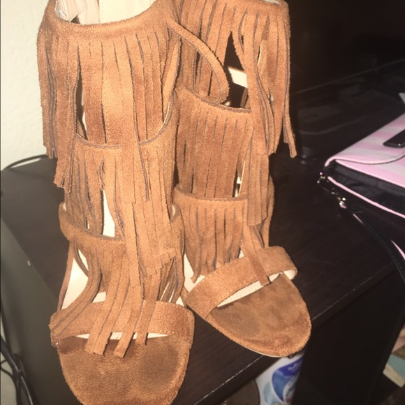 Heels - Picture 2 of 2