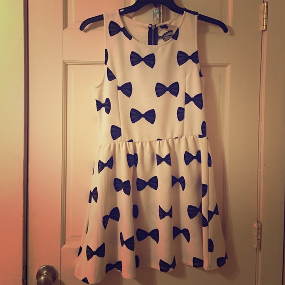 Black and white bow dress