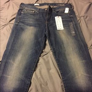 Gap 1969 Sexy Boyfriend Jeans