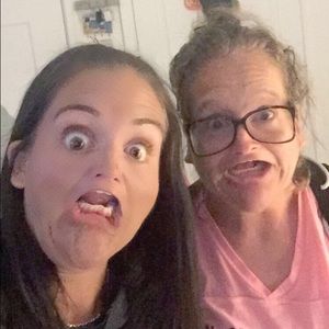 Meet your Posher, Corrine